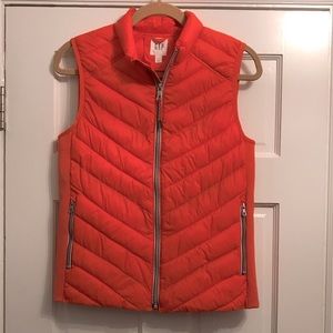 GAP Women’s Puffer Vest Orange Small